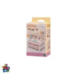 خانواده سیلوانیان مدل تخت خواب و آویز کودک کد 5534 برای کودکان بالای 3 سال مناسب است و به تقویت مهارت های اجتماعی و خلاقیت آن ها کمک می کند